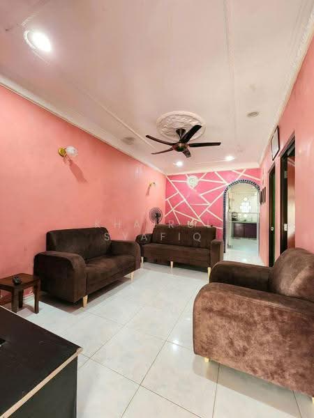 1-storey Terraced House for Sale in Puchong (Selangor) - Khairul Syafiq - Living Room - PropertyGuru.com.my