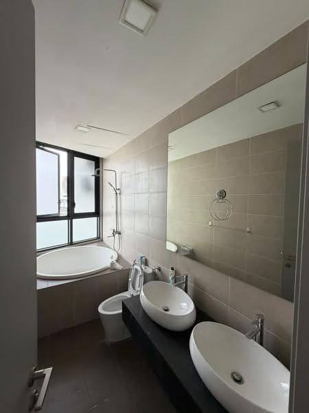 Service Residence for Rent at KL Gateway Premium Residences - Rex Tan - Bathroom - PropertyGuru.com.my