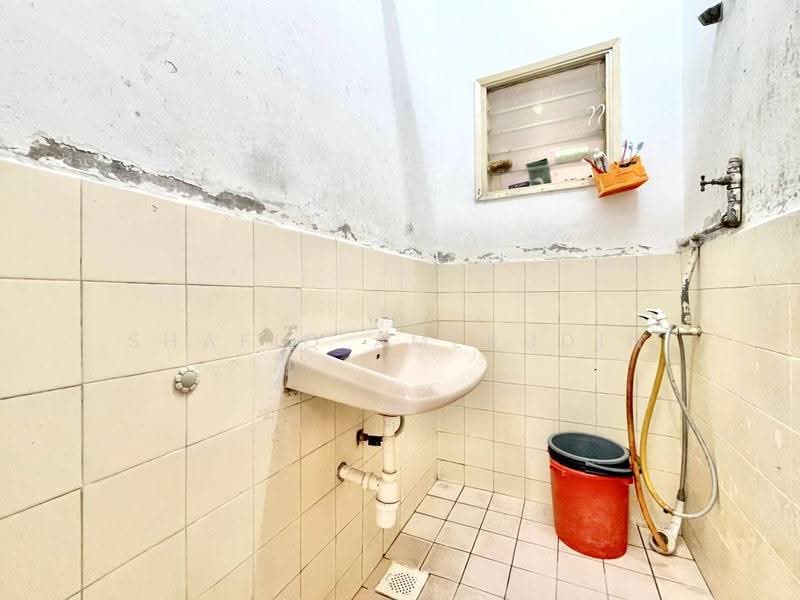 Apartment for Sale at Taman Tun Teja - Shafiq Amerudin - Bathroom - PropertyGuru.com.my