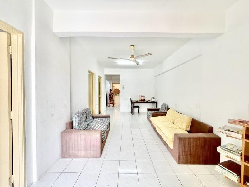 Apartment for Sale at Taman Tun Teja - Shafiq Amerudin - Living Room - PropertyGuru.com.my