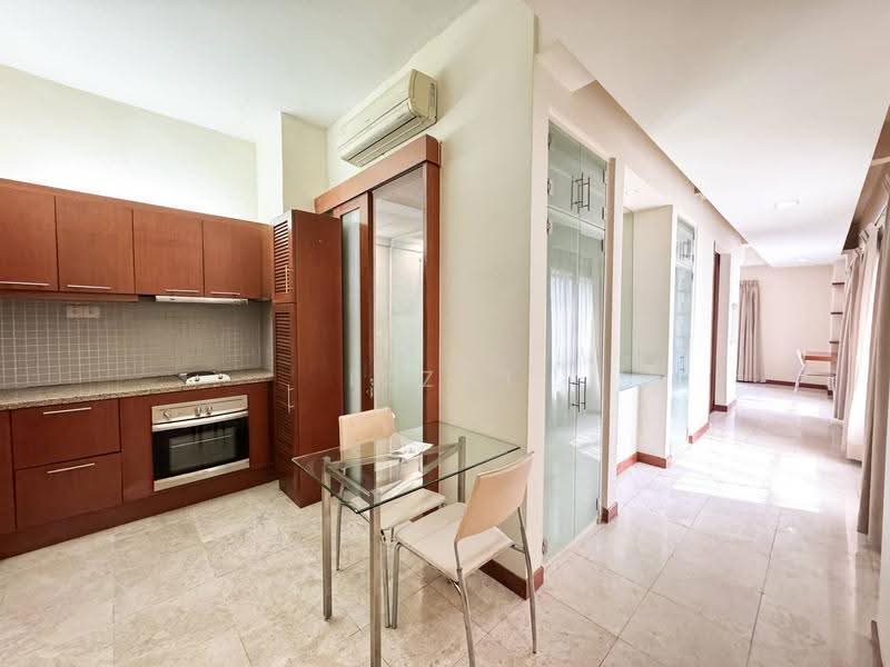 Kondominium untuk Dijual di 10 Semantan Suites - Izzat Zamros - Kitchen - PropertyGuru.com.my
