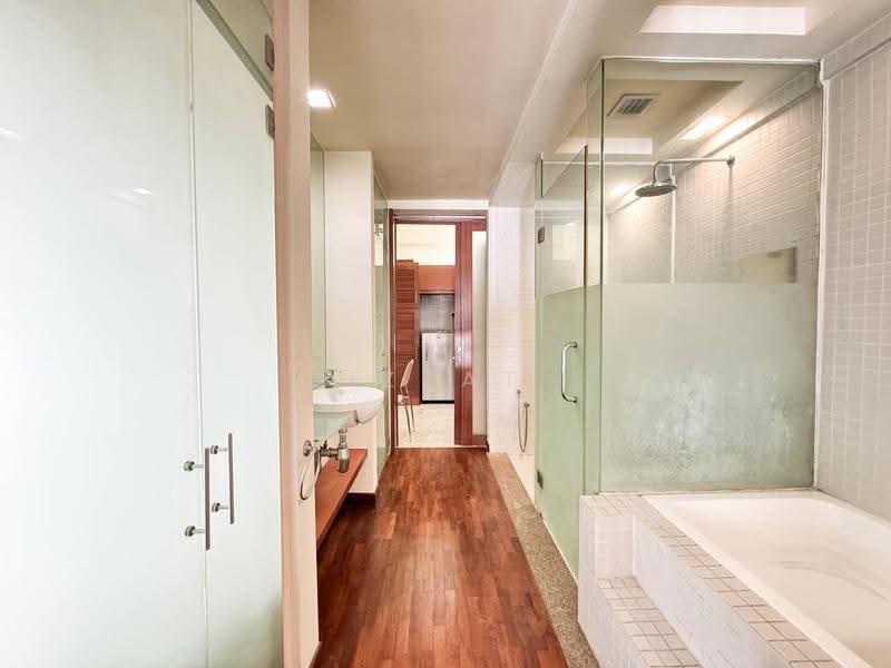 Kondominium untuk Dijual di 10 Semantan Suites - Izzat Zamros - Bathroom - PropertyGuru.com.my