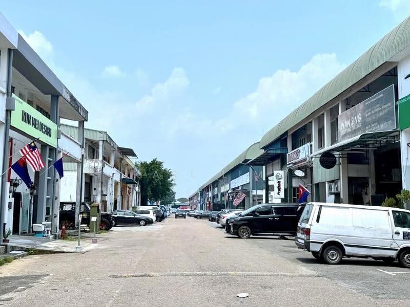 Kilang Teres untuk Dijual di Permas Jaya (Johor Bahru) - Karl Lim - Exterior - PropertyGuru.com.my