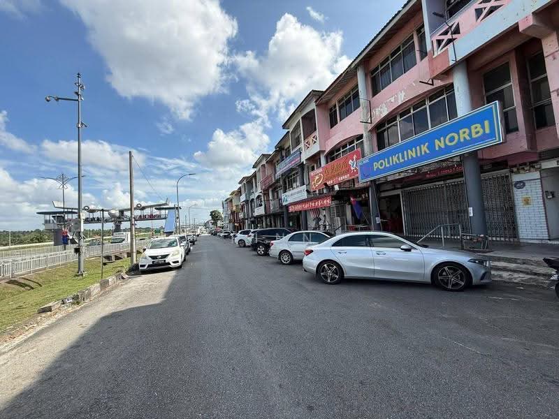 Shop for Sale in Taman Senai Utama (Kulai) - Finn Aw - Exterior - PropertyGuru.com.my