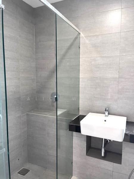 Kediaman Servis untuk Disewa di The Pano - Alice Wong - Bathroom - PropertyGuru.com.my