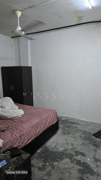 Flat for Sale at Taman Mount Austin - Michelle Liang - Bedroom - PropertyGuru.com.my