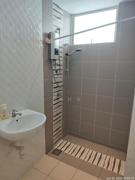Condominium for Sale at The Zest @ Kinrara 9 - John Chong - Bathroom - PropertyGuru.com.my