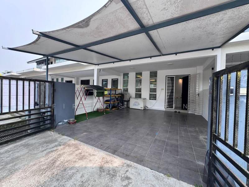 2-storey Terraced House for Sale in Taman Bangi Avenue (Bangi) - Firdaus Husin - Exterior - PropertyGuru.com.my