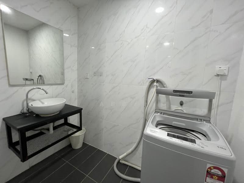 Service Residence for Rent at Marriot International Hotel @ Empire City - Abby Chia - Bathroom - PropertyGuru.com.my