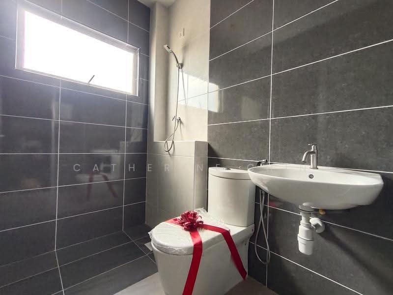 Rumah Teres 2-Tingkat untuk Dijual di Ipoh (Perak) - Catherine Chin - Bathroom - PropertyGuru.com.my