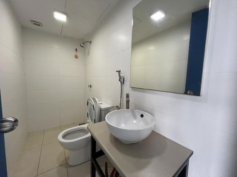 Service Residence for Rent at Colonial @ Empire City - Abby Chia - Bathroom - PropertyGuru.com.my