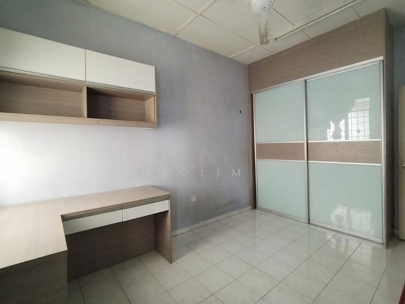 Rumah Teres 2-Tingkat untuk Dijual di Bandar Mahkota Cheras (Cheras) - ChaoLim . - Bedroom - PropertyGuru.com.my