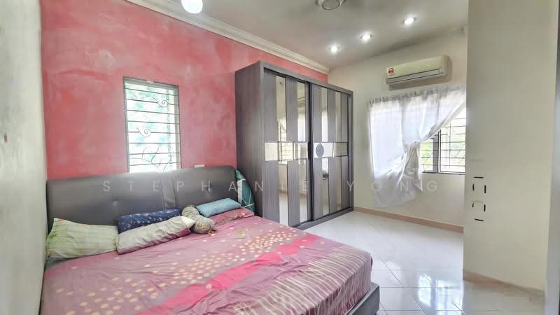 Terraced House for Sale in Taman Seri Belimbing (Balakong) - Stephanie Yong - Bedroom - PropertyGuru.com.my