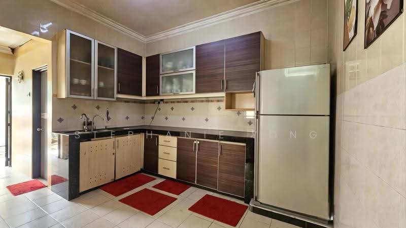 Terraced House for Sale in Taman Seri Belimbing (Balakong) - Stephanie Yong - Kitchen - PropertyGuru.com.my