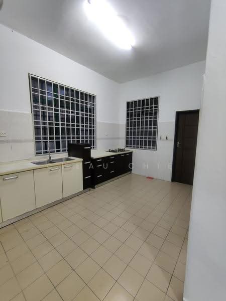 Semi-Detached House for Rent in Bandar Tasek Mutiara (Simpang Ampat) - Cheau Chie Ooi - Kitchen - PropertyGuru.com.my