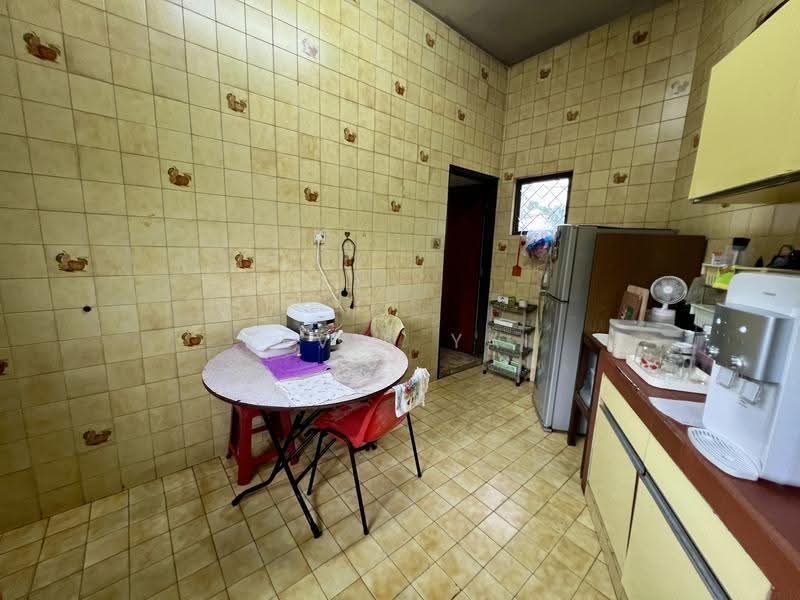 Bungalow House untuk Dijual di Taman Seputeh (Seputeh) - Kevin Yai - Kitchen - PropertyGuru.com.my