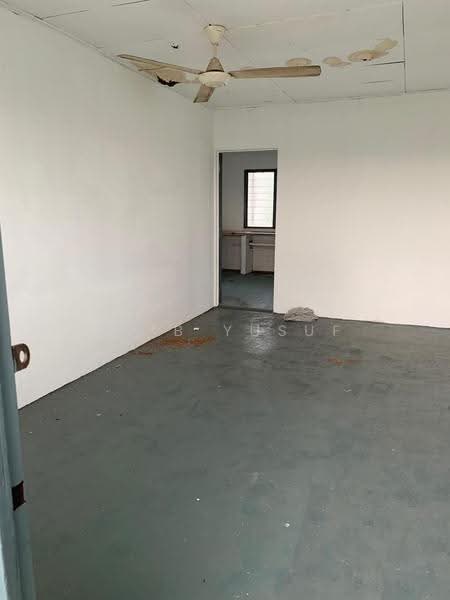 Flat for Rent at Flat PKNS Section 17 Shah Alam - Adib Yusuf - Interior - PropertyGuru.com.my