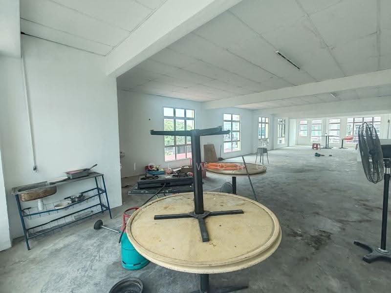 Shop for Rent in Taman Merdeka Permai (Batu Berendam) - Gigi Wong - PropertyGuru.com.my