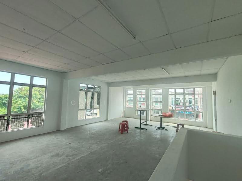 Shop for Rent in Taman Merdeka Permai (Batu Berendam) - Gigi Wong - PropertyGuru.com.my