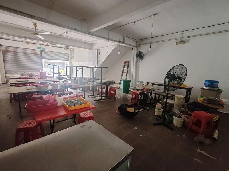 Shop for Rent in Taman Merdeka Permai (Batu Berendam) - Gigi Wong - PropertyGuru.com.my
