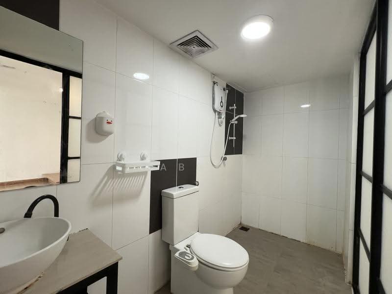 Service Residence for Rent at SOHO @ Empire City - Abby Chia - PropertyGuru.com.my