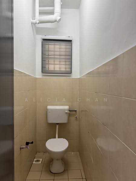 Townhouse for Sale in Taman Jasmin (Senawang) - Alicia Chan - Toilet - PropertyGuru.com.my
