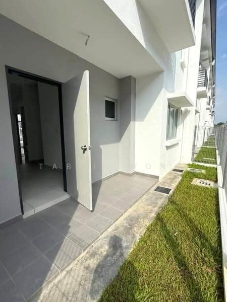 Rumah Teres 2-Tingkat untuk Disewa di Klang (Selangor) - Tabris Wong - Exterior - PropertyGuru.com.my