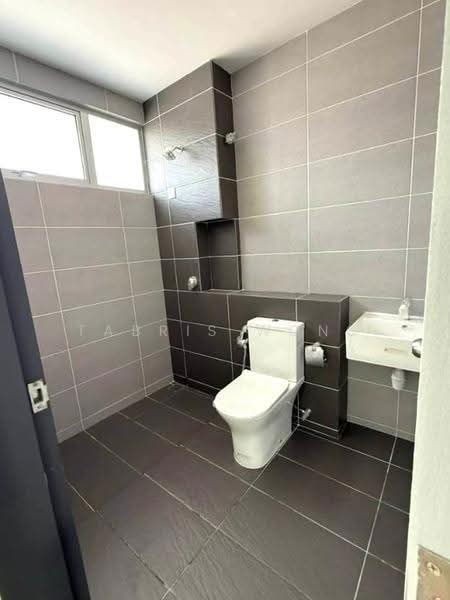 Rumah Teres 2-Tingkat untuk Disewa di Klang (Selangor) - Tabris Wong - Bathroom - PropertyGuru.com.my
