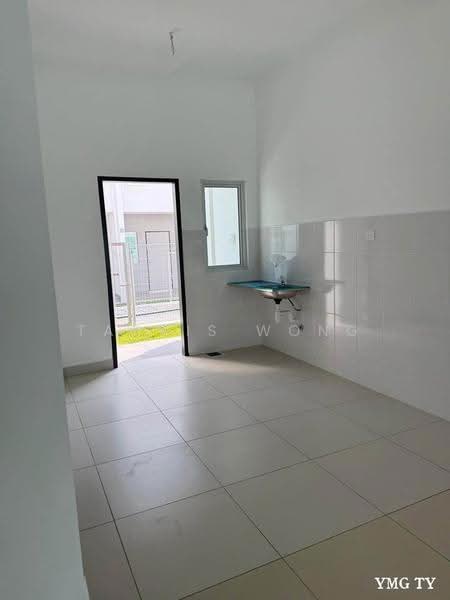 Rumah Teres 2-Tingkat untuk Disewa di Klang (Selangor) - Tabris Wong - Kitchen - PropertyGuru.com.my