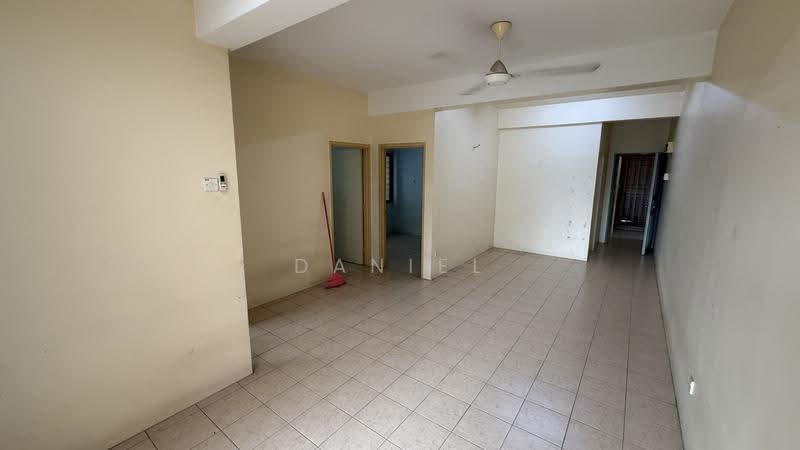 Apartment for Sale at Apartment Desa Ria - Daniel Ng - Living Room - PropertyGuru.com.my