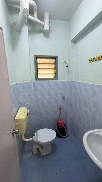 Apartment for Sale at Apartment Desa Ria - Daniel Ng - Bathroom - PropertyGuru.com.my