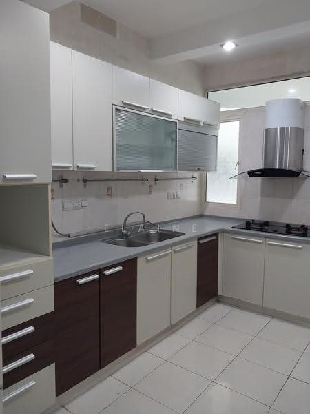 Condominium for Sale at Regency Heights Condo - Elaine Ooi - Kitchen - PropertyGuru.com.my