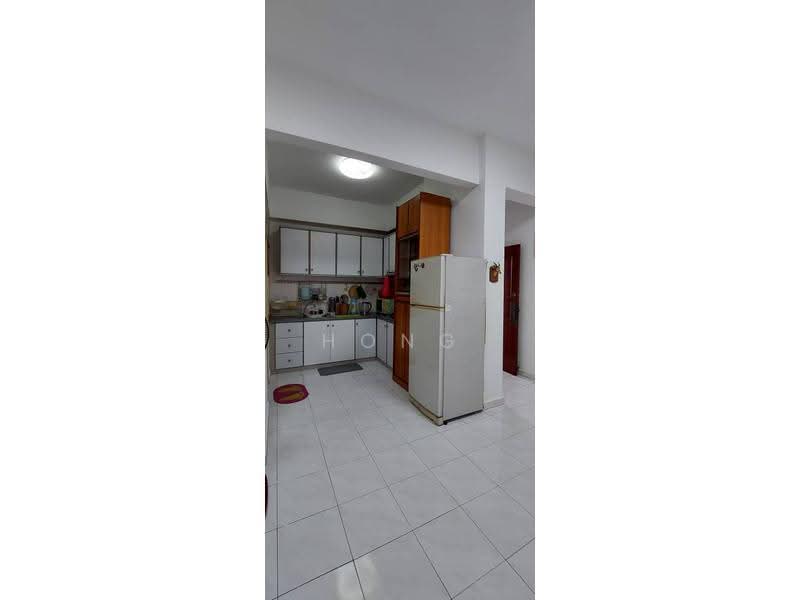 Apartment for Sale at Bukit Dumbar Permai - Hong . - Kitchen - PropertyGuru.com.my