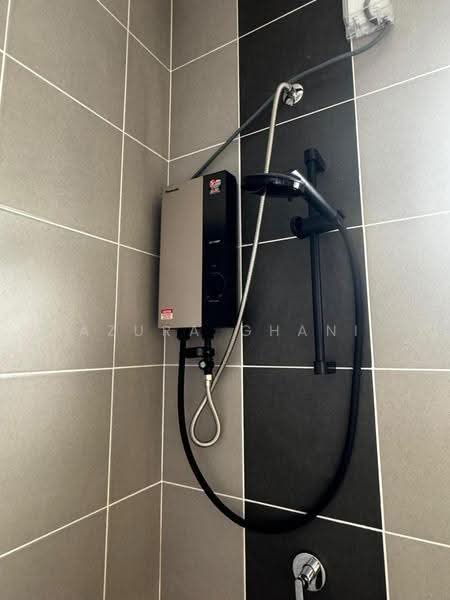 Rumah Teres 2-Tingkat untuk Dijual di Kepala Batas (Penang) - Azura Ghani - Bathroom - PropertyGuru.com.my