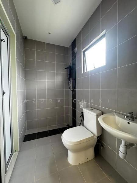 Rumah Teres 2-Tingkat untuk Dijual di Kepala Batas (Penang) - Azura Ghani - Bathroom - PropertyGuru.com.my