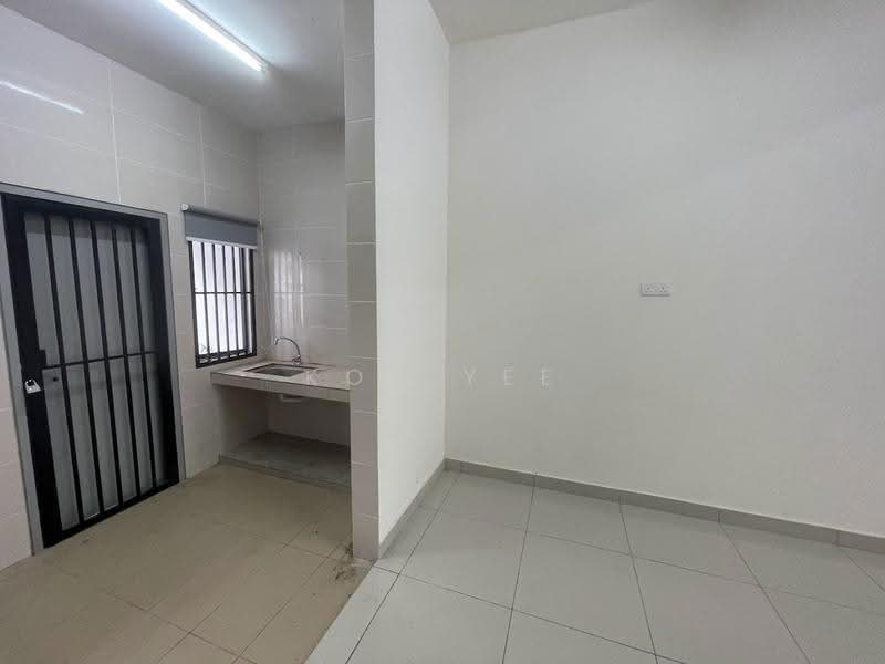 Rumah Teres 2-Tingkat untuk Disewa di Sepang (Selangor) - Kok Yee Loh - Kitchen - PropertyGuru.com.my