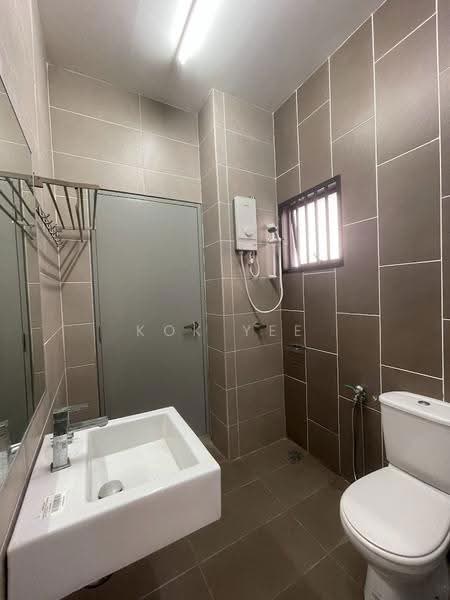 Rumah Teres 2-Tingkat untuk Disewa di Sepang (Selangor) - Kok Yee Loh - Bathroom - PropertyGuru.com.my