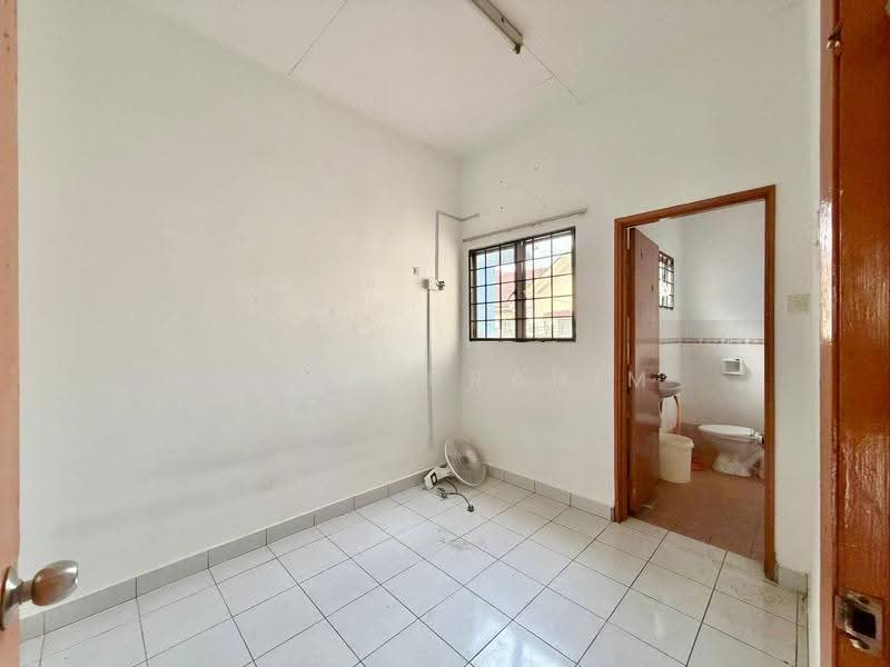 2-storey Terraced House for Sale in Taman Kajang Prima (Kajang) - Azli Ibrahim - Interior - PropertyGuru.com.my