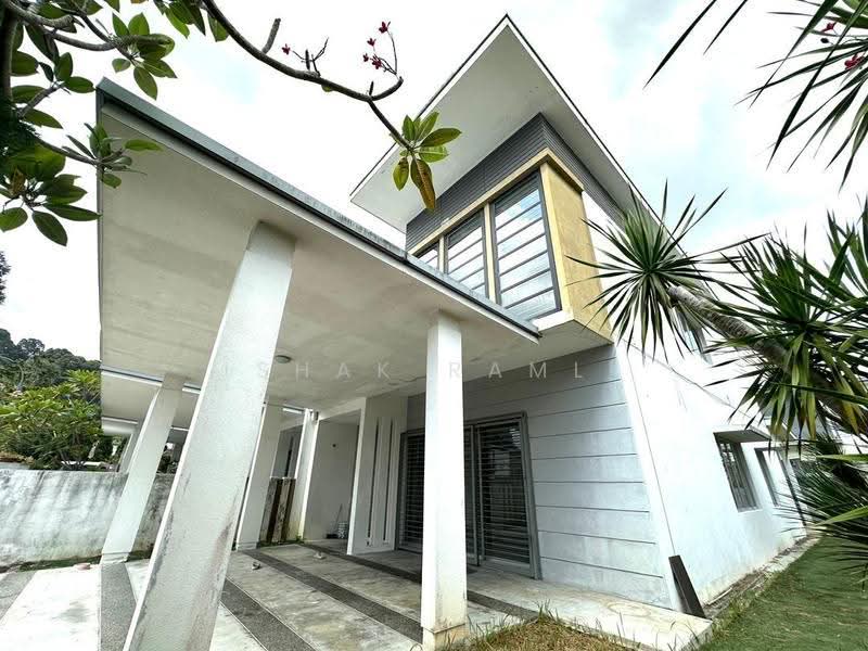 2-storey Terraced House for Sale in Seksyen U9 (Shah Alam) - Ishak Ramli - Exterior - PropertyGuru.com.my