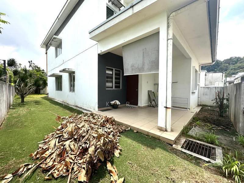 2-storey Terraced House for Sale in Seksyen U9 (Shah Alam) - Ishak Ramli - Exterior - PropertyGuru.com.my