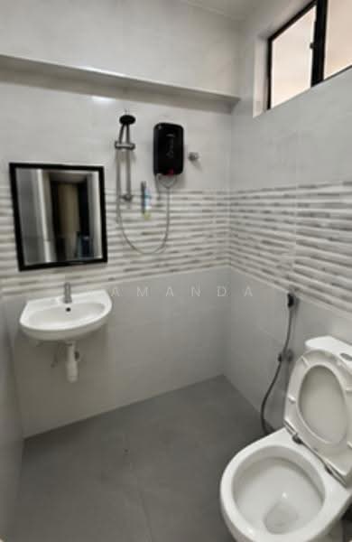 Apartment for Rent at Chin Woo Court - Samanda Soon - Bathroom - PropertyGuru.com.my