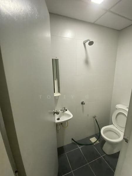 Condominium for Sale at Kiara Residence 2 (Residensi Kiara Jalil 2) - Tobey G - Bathroom - PropertyGuru.com.my