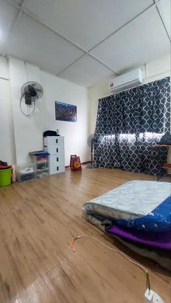 Pangsapuri untuk Dijual di Pangsapuri Indah Mas - Azli Ibrahim - Living Room - PropertyGuru.com.my