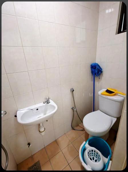 Kondominium untuk Disewa di Casa Kiara - Henry Lim - Bathroom - PropertyGuru.com.my