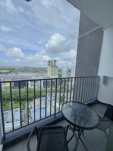Kediaman Servis untuk Disewa di Greenfield Regency - Leon Ng - Balcony - PropertyGuru.com.my