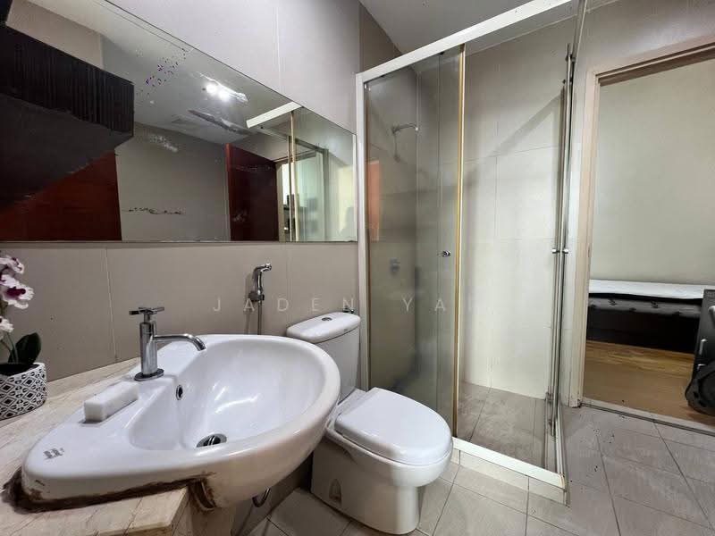 Kediaman Servis untuk Disewa di 231 TR Serviced Suite - Jaden Yap - Bathroom - PropertyGuru.com.my