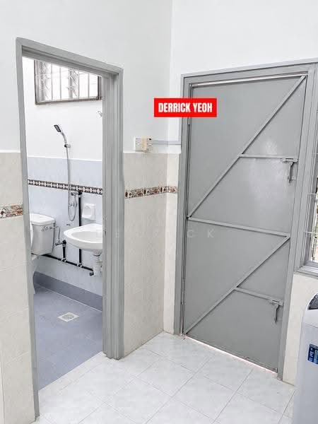 2-storey Terraced House for Rent in Bayan Lepas (Penang) - Derrick Yeoh - Bathroom - PropertyGuru.com.my