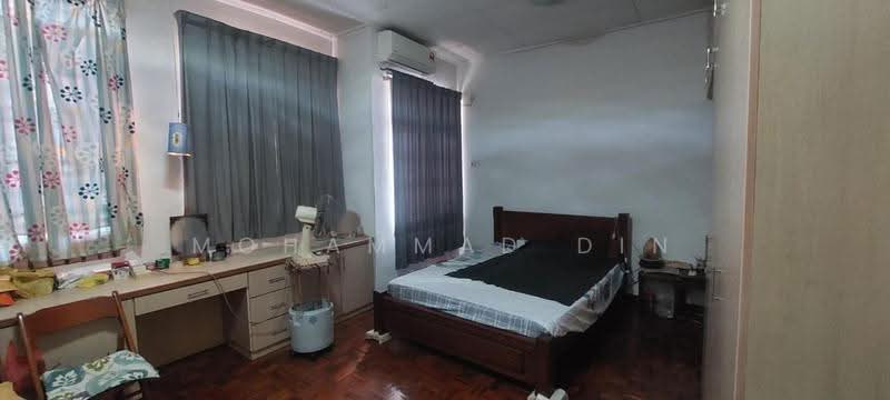 2-storey Terraced House for Sale in Putra Heights (Subang Jaya) - Mohammad Din Majid - Bedroom - PropertyGuru.com.my