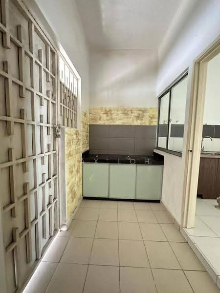 2-storey Terraced House for Sale in Setia Tropika (Johor Bahru) - Max Loh - Kitchen - PropertyGuru.com.my