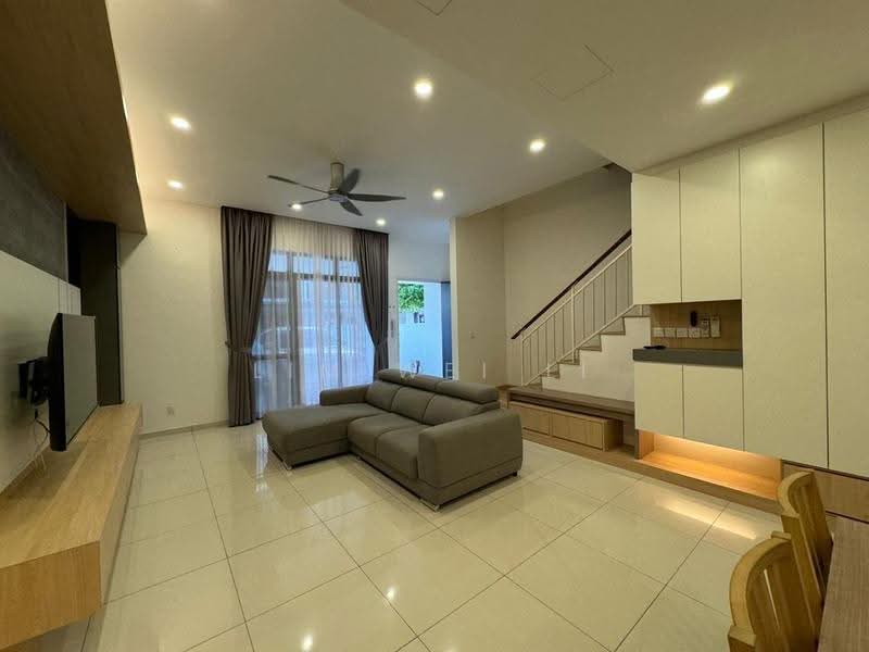 Rumah Teres untuk Disewa di Johor Bahru (Johor) - Lim Wei Li - Living Room - PropertyGuru.com.my